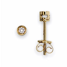 Load image into Gallery viewer, Simple Round Diamond Stud Earring in 18K Solid Gold
